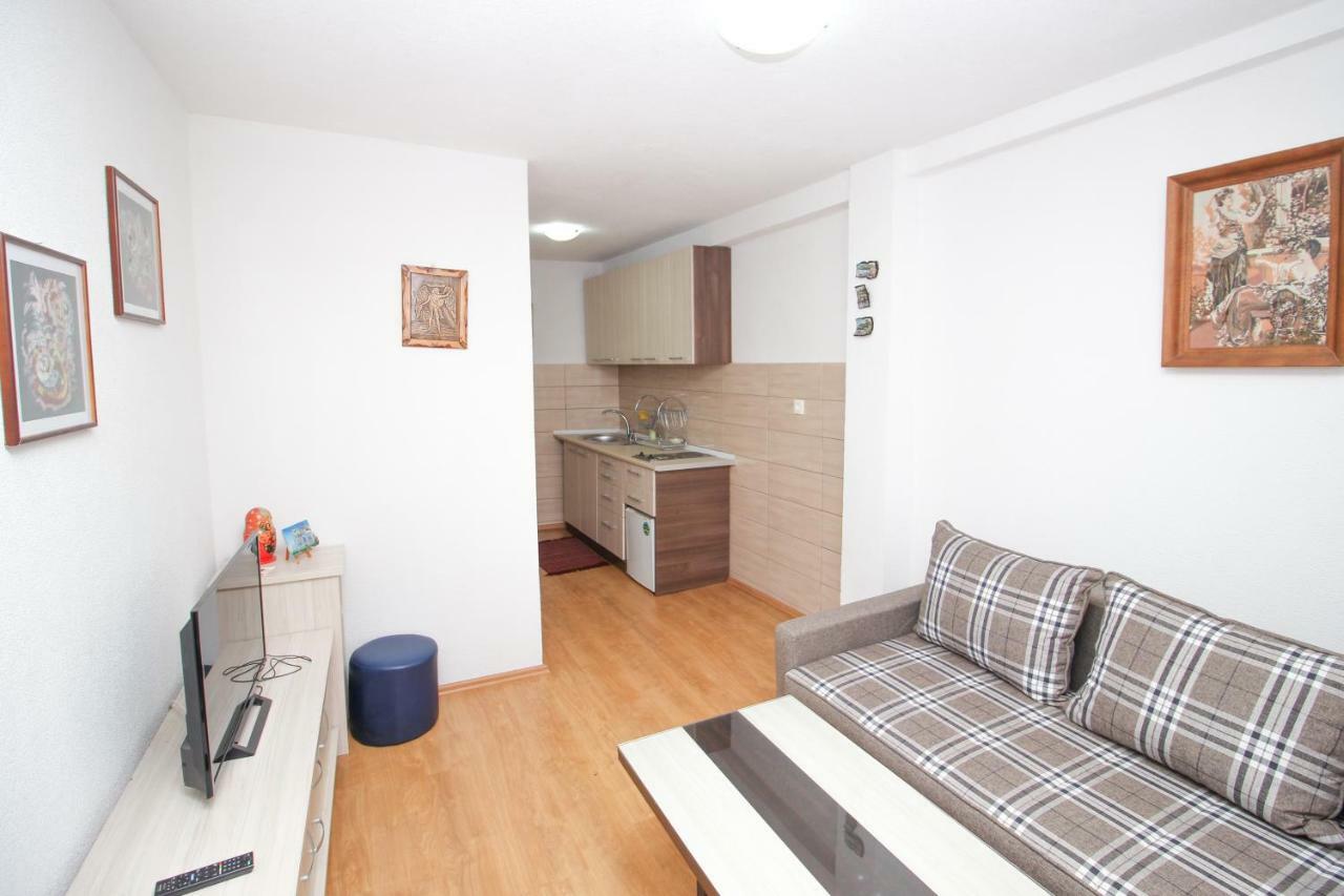 Apartmani Mishe Vevčani Extérieur photo